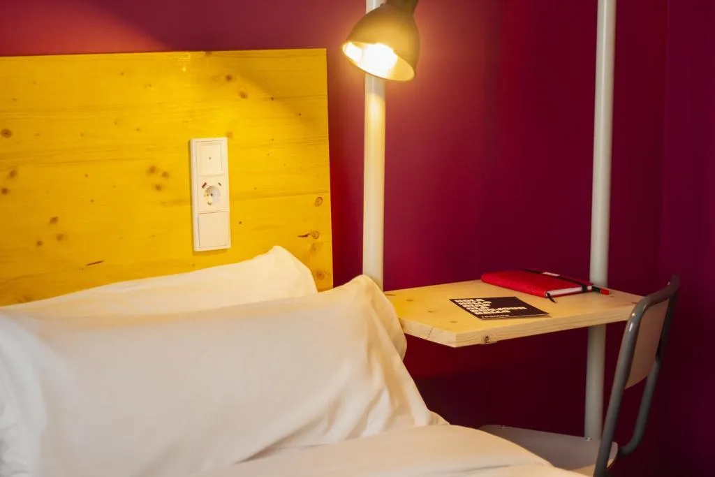 Double or Twin STANDARD Room, room00 Valencia Hostel, Valencia