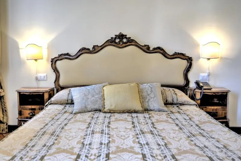 Room, Scandinavia, Venice