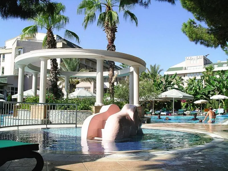 Pool, Oleander, Antalya