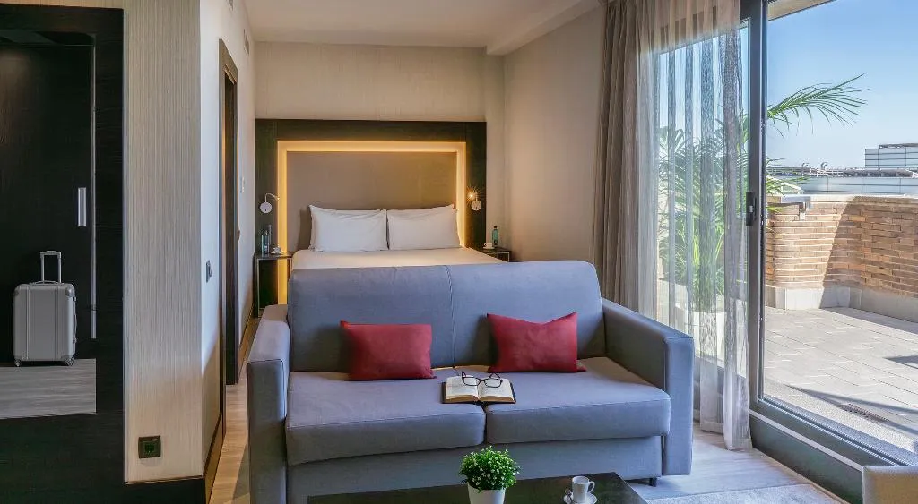 Room, Novotel Madrid Center, Madrid