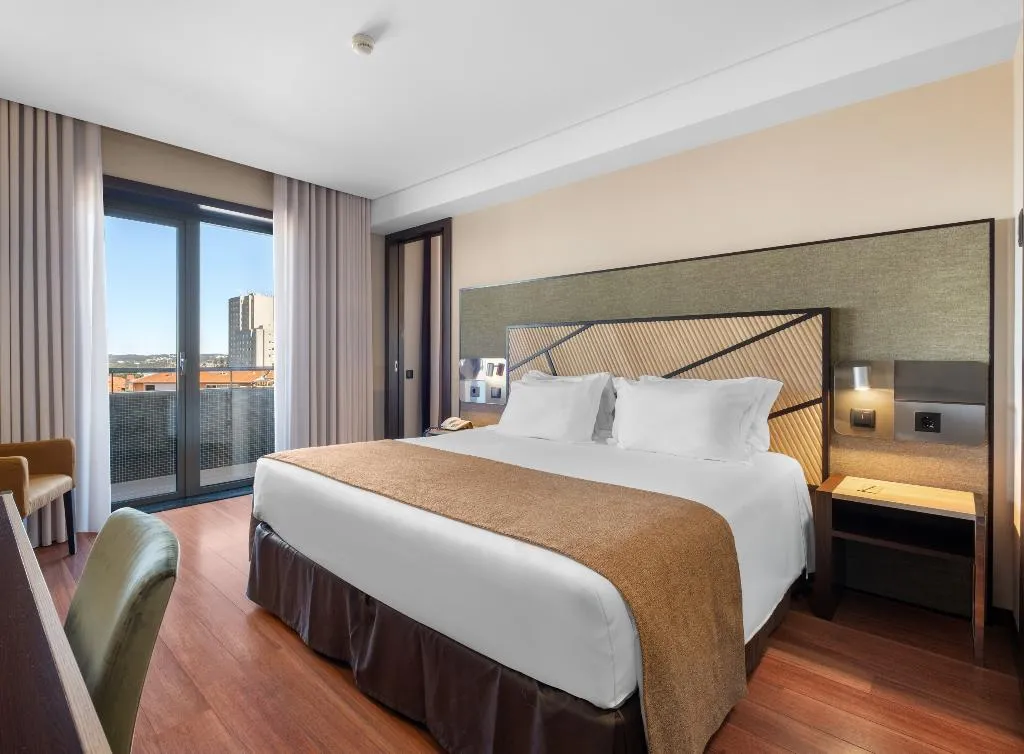 FAMILY ROOM STANDARD Room, Axis Porto Business & SPA Hotel, Porto
