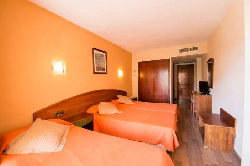 TWIN CAPACITY 3 Room, Helios Hotel, Majorca