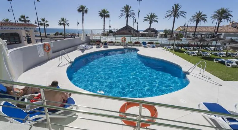 Pool, Isabel, Costa Del Sol
