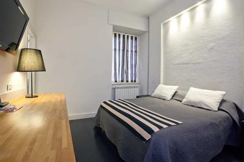 Room, Sorrento Apartments, Naples