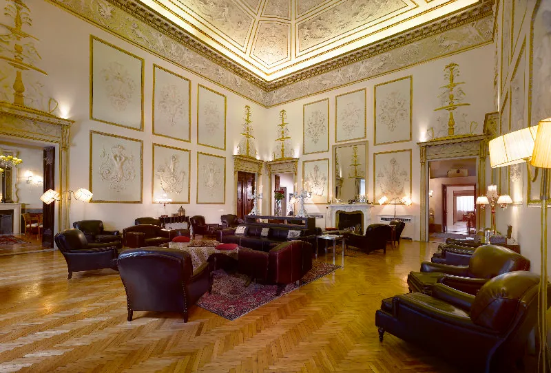Lobby, Palazzo Firenze, Florence