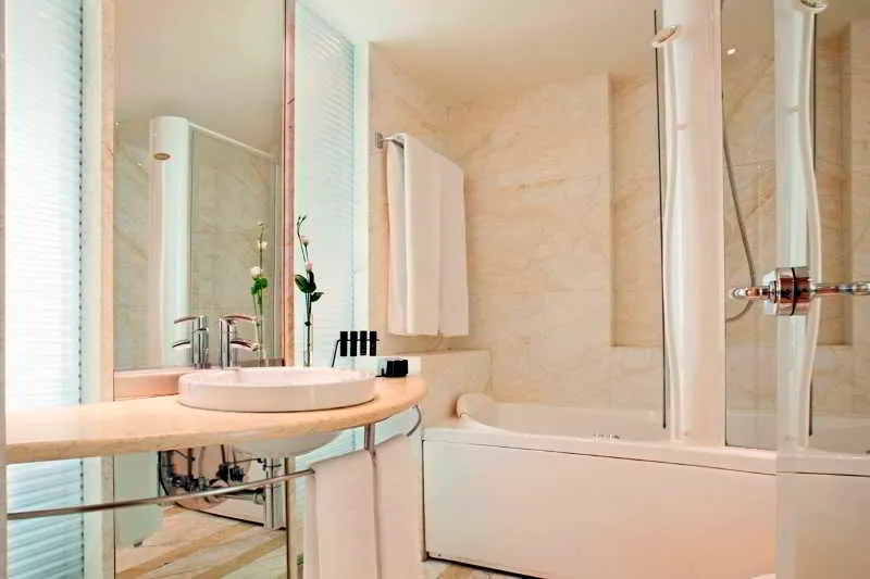 Room, Melia Athens, Athens