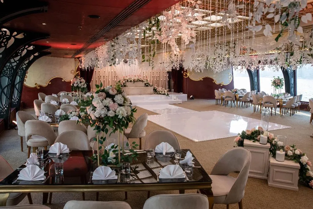 Restaurant, Hilton Cairo Grand Nile, Cairo