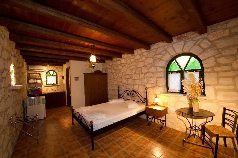 Room, Alomata, Zante
