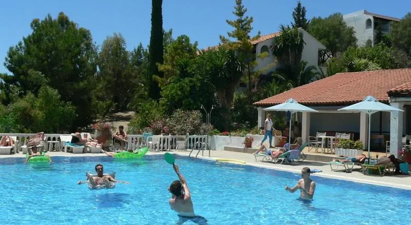 Sports and Entertainment, Nautilus, Corfu