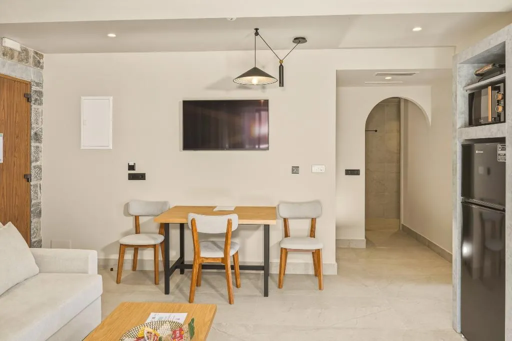 VILLA FOUR BEDROOMS Room, Volta Seaside Boutique Hotel, Crete