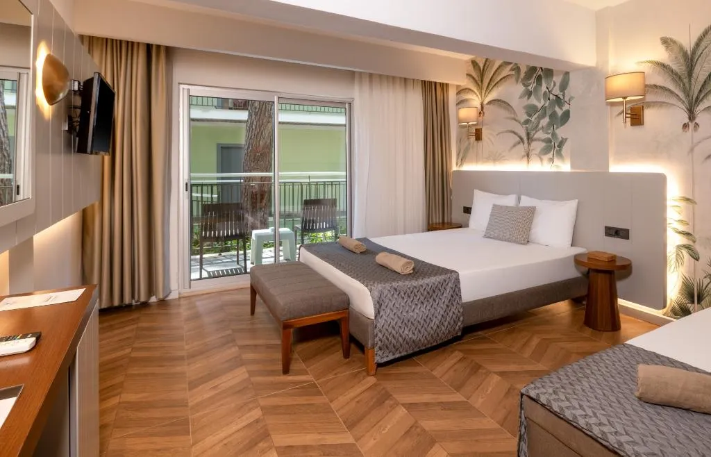DOUBLE LAND VIEW Room, Crystal Flora Pearl Collection, Antalya
