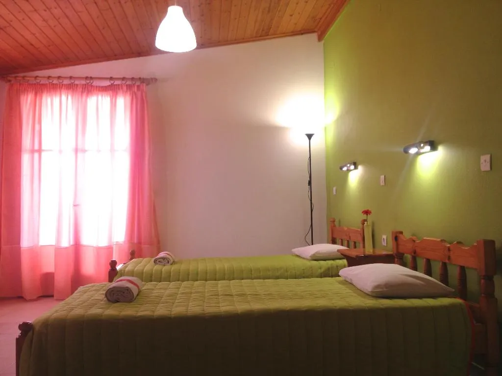 QUADRUPLE BASIC Room, Ionian Breeze Apartments, Corfu