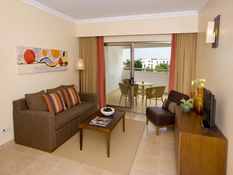 APARTMENT GARDEN VIEW ONE BEDROOM Room, Alfagar Aparthotel, Algarve