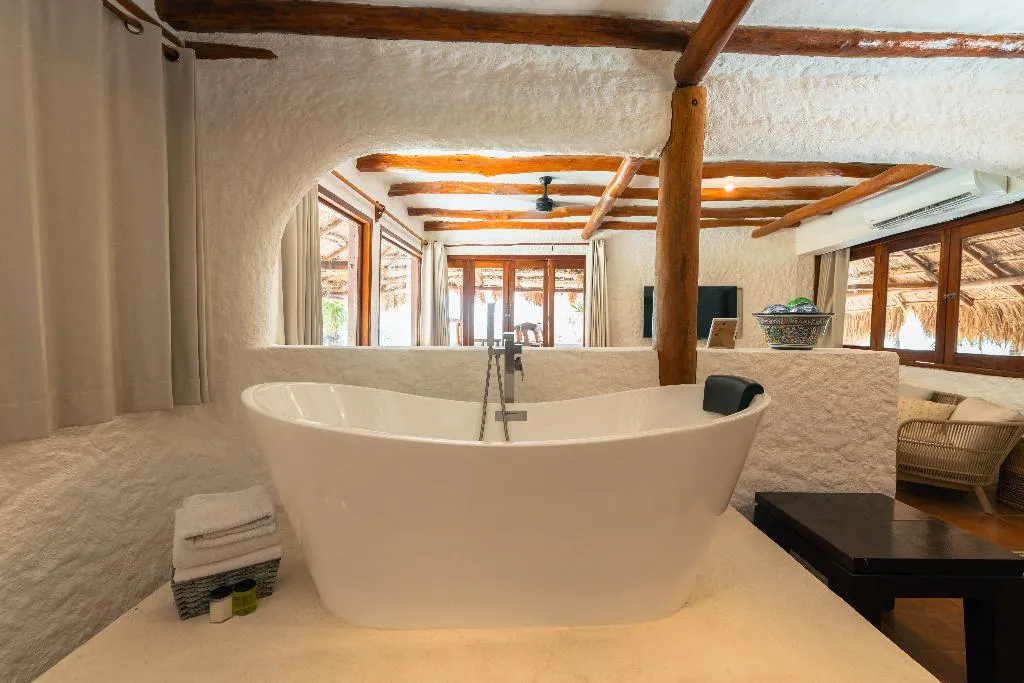 SUITE KING SIZE BED Room, Hotel Las Nubes Holbox, Cancun Area