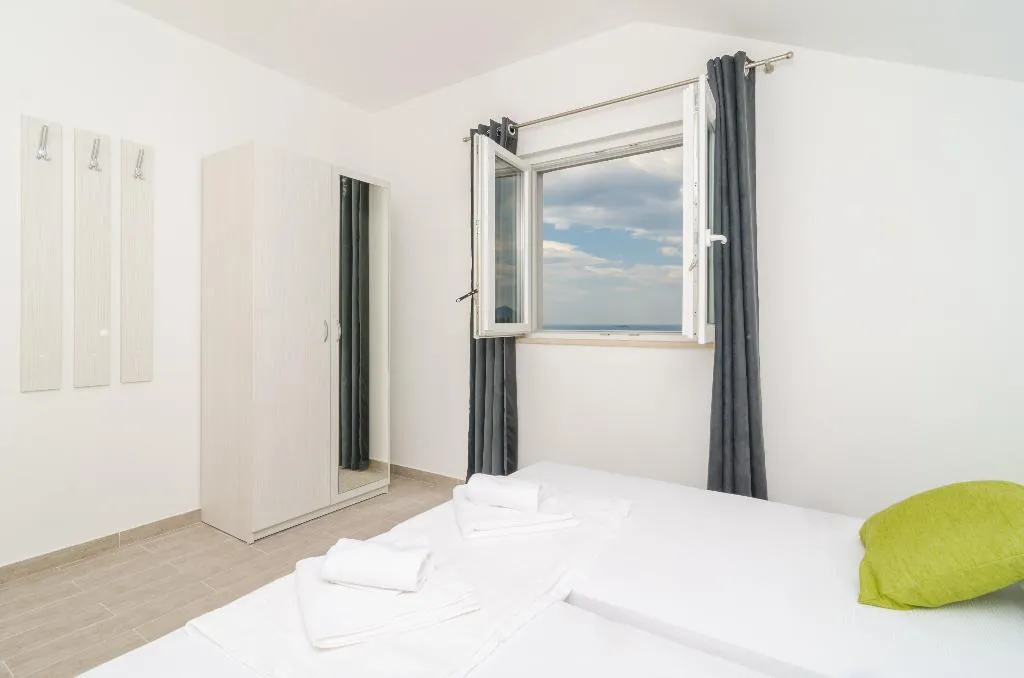 APARTMENT SEA VIEW WITH BALCONY Room, Apartments Villa Dadic, Dubrovnik
