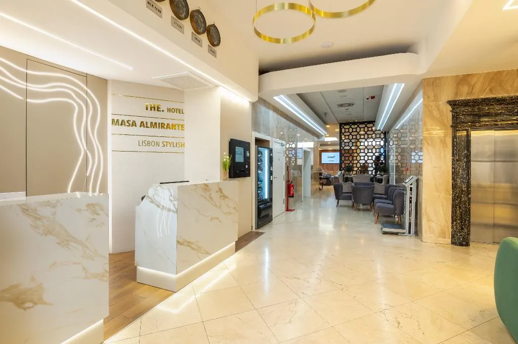 Lobby, Masa Hotel Almirante, Lisbon