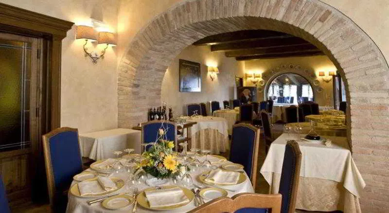 Restaurant, Relais Il Canalicchio, Perugia