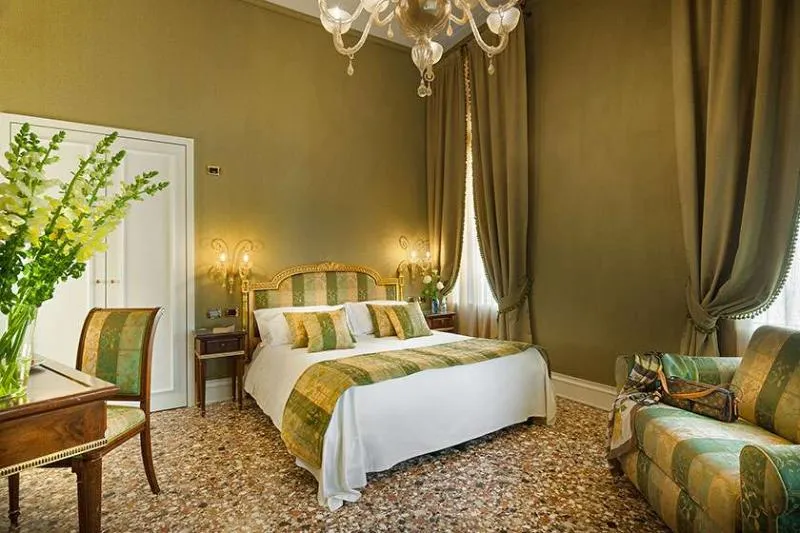 SUITE CANAL VIEW Room, Ca Gottardi, Venice