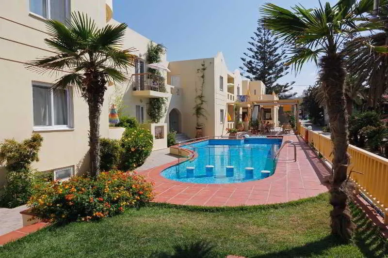 Pool, Lambrinos Suites, Crete