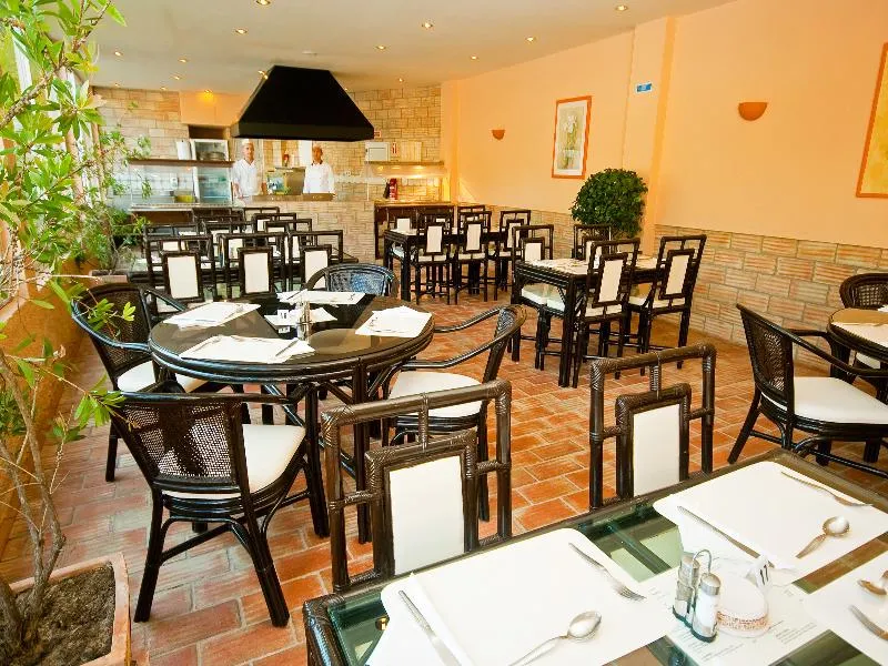 Restaurant, Balaia Mar, Algarve