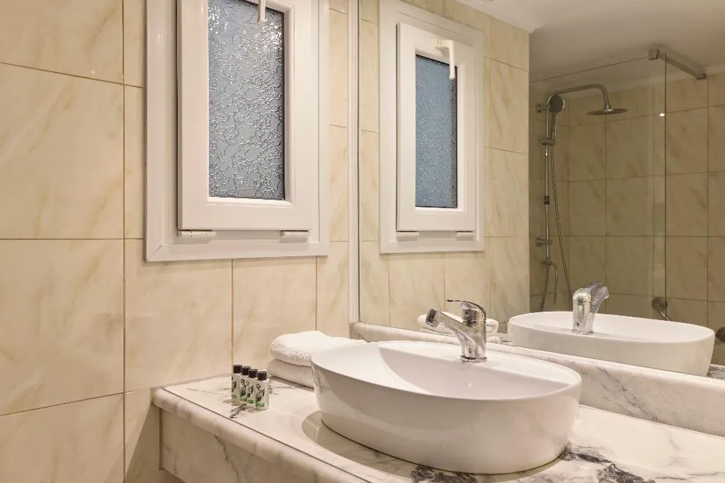 TWIN LAKE VIEW Room, Ariti Grand Hotel Corfu, Corfu