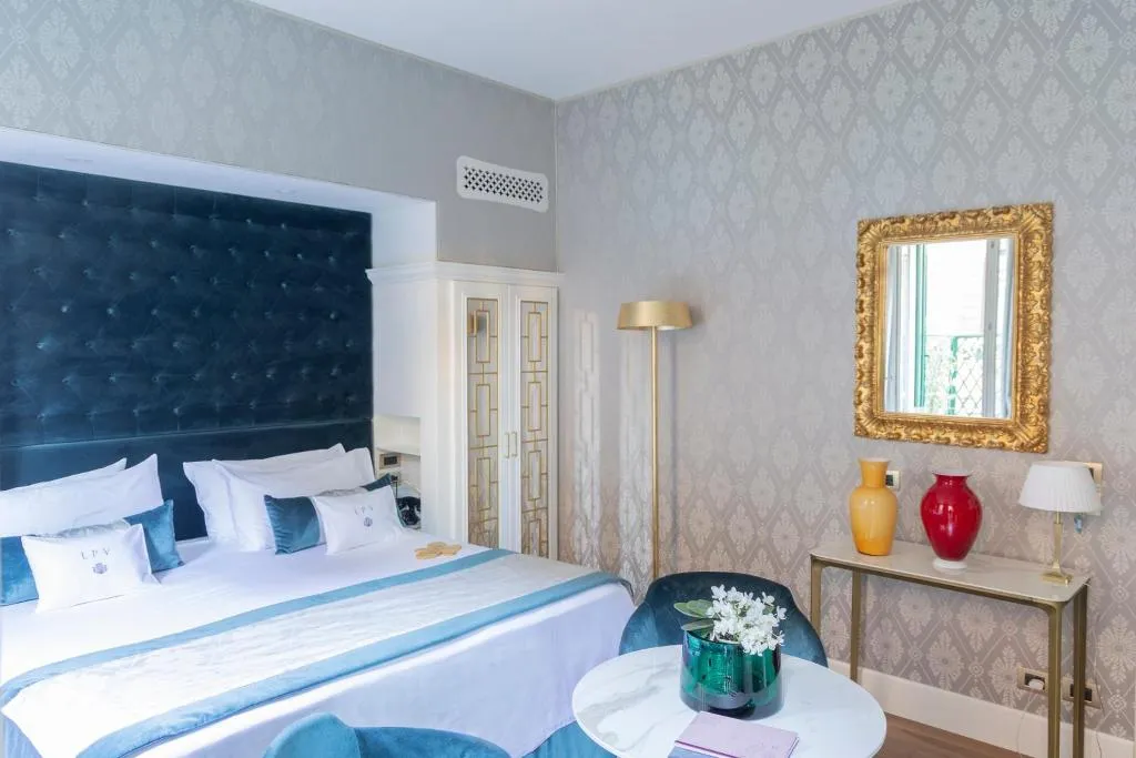 Double or Twin CLASSIC CITY VIEW Room, Londra Palace Venezia, Venice