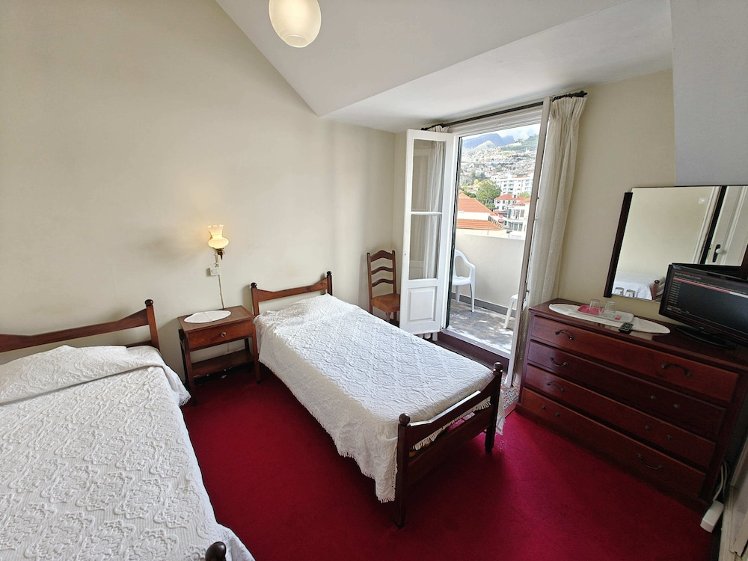 Residencial Mirasol, Madeira