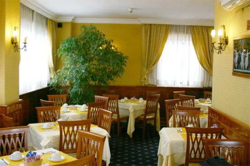 Restaurant, Carlo Magno, Rome