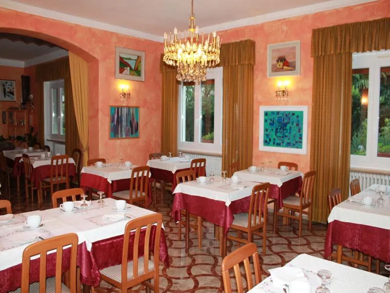 Restaurant, Albergo Paradiso, Milan