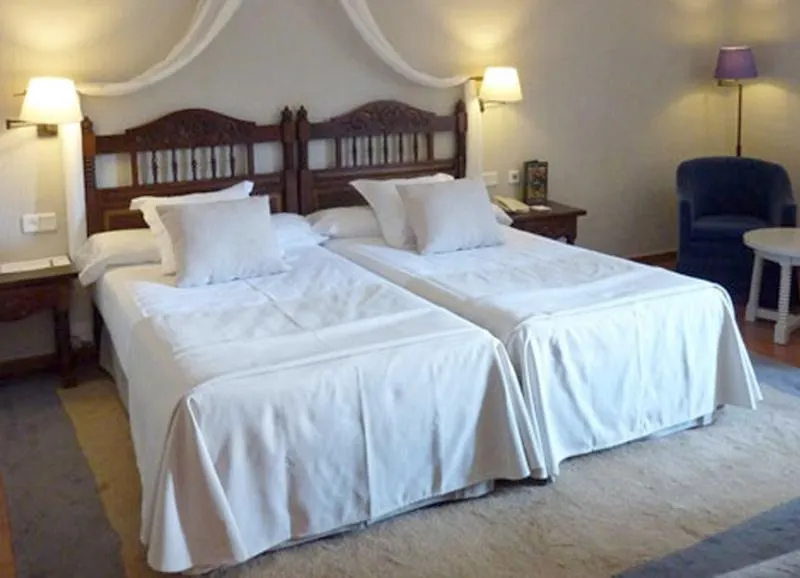 TWIN STANDARD Room, Parador de Cuenca, Madrid
