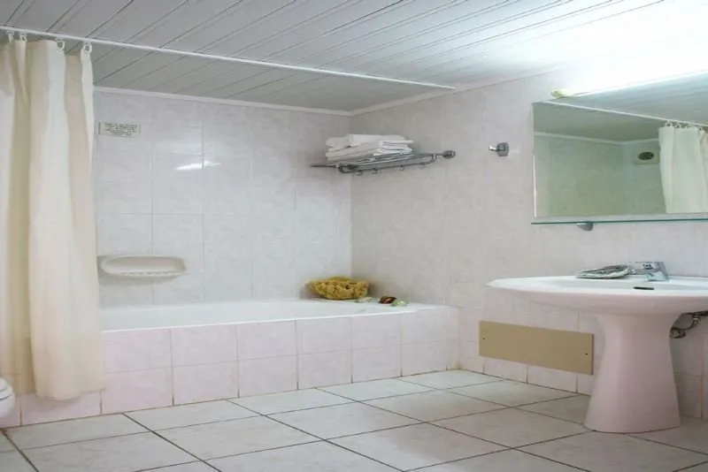 Room, Latania Studios & Apartments, Crete