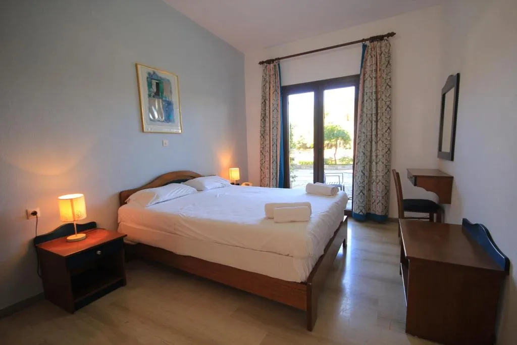 STUDIO GARDEN VIEW Room, Delphi Resort, Skiathos