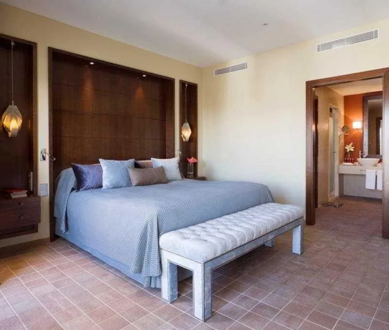 JUNIOR SUITE STANDARD Room, DoubleTree by Hilton La Torre Golf Resort & Spa, Costa Blanca