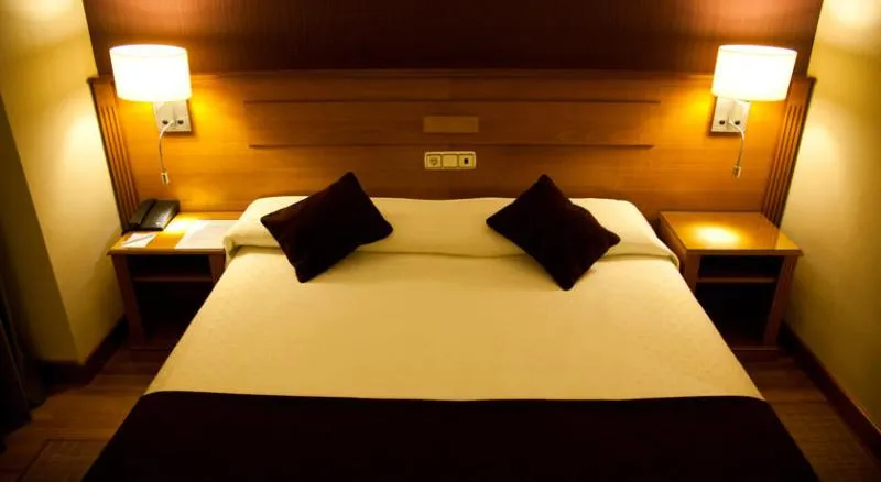 Room, Trafalgar, Madrid