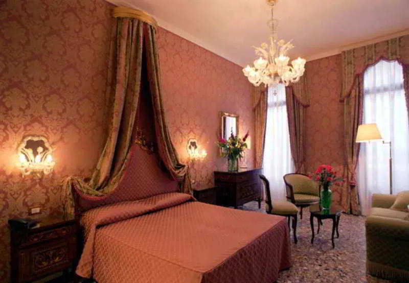 Room, Casa Pisani Canal, Venice