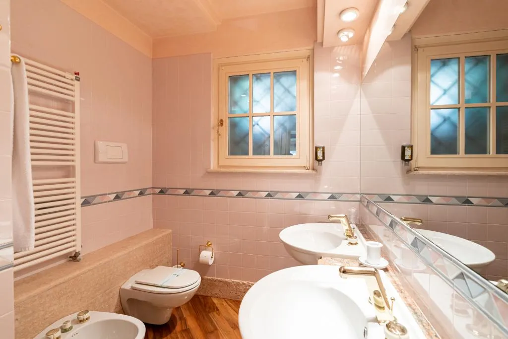 Room, Hotel Désirée by Double Hospitality, Milan