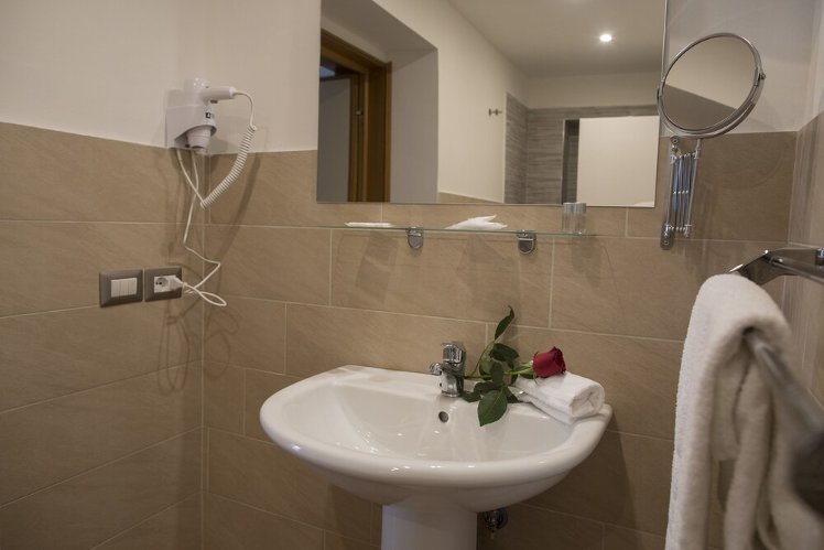 B&B Liberty 900, Catania