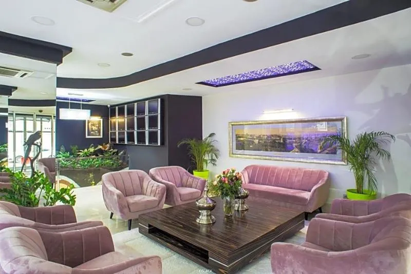 Lobby, Tanjah Flandria, Tangier