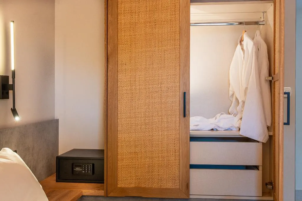 SUITE TWO BEDS Room, Volta Seaside Boutique Hotel, Crete