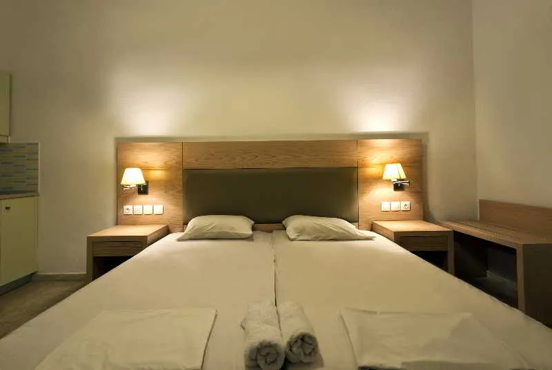 Room, Origin, Kos