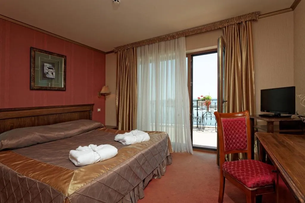 DOUBLE SEA VIEW Room, Mistral Balchik, Varna