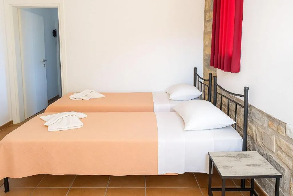 Room, Lalloudes Hotel Mani, Kalamata