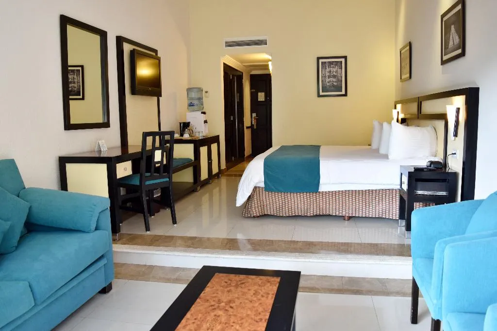 JUNIOR SUITE STANDARD Room, Sandos Playacar All Inclusive, Cancun Area