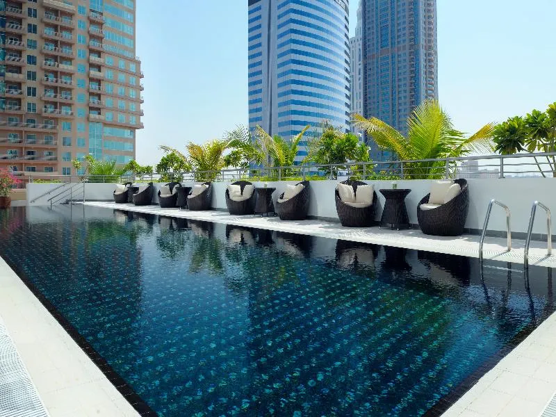 Pool, Movenpick Hotel Jumeirah Lakes Towers, Dubai