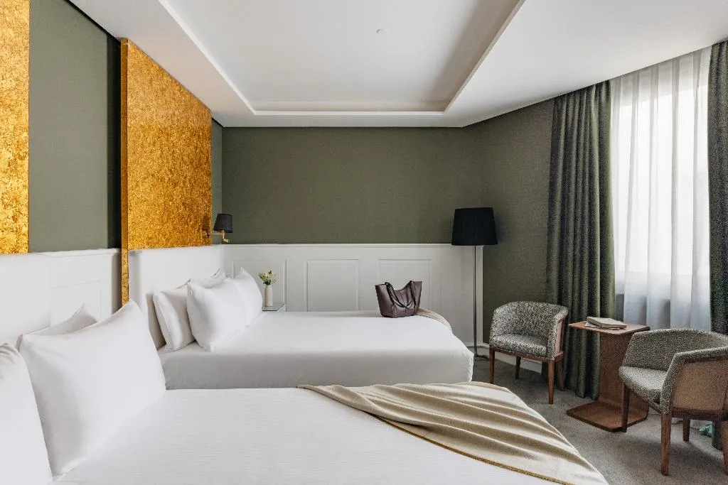Room, Hotel Colón Gran Meliá, Seville