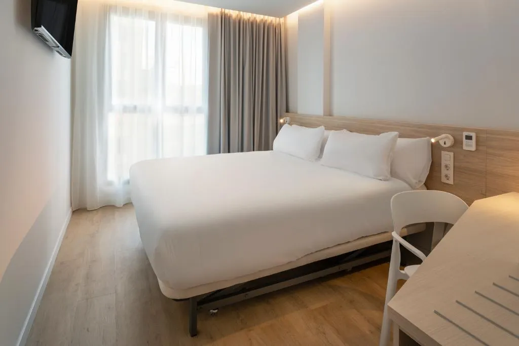 Room, B&B HOTEL Alicante Centro, Costa Blanca