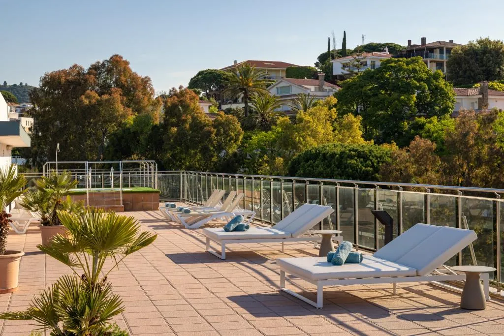 Terrace, htop Jadhe, Costa Brava