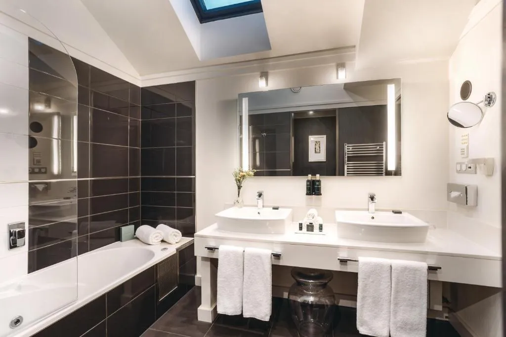 Double or Twin DELUXE Room, Grand Palace Brno, Prague