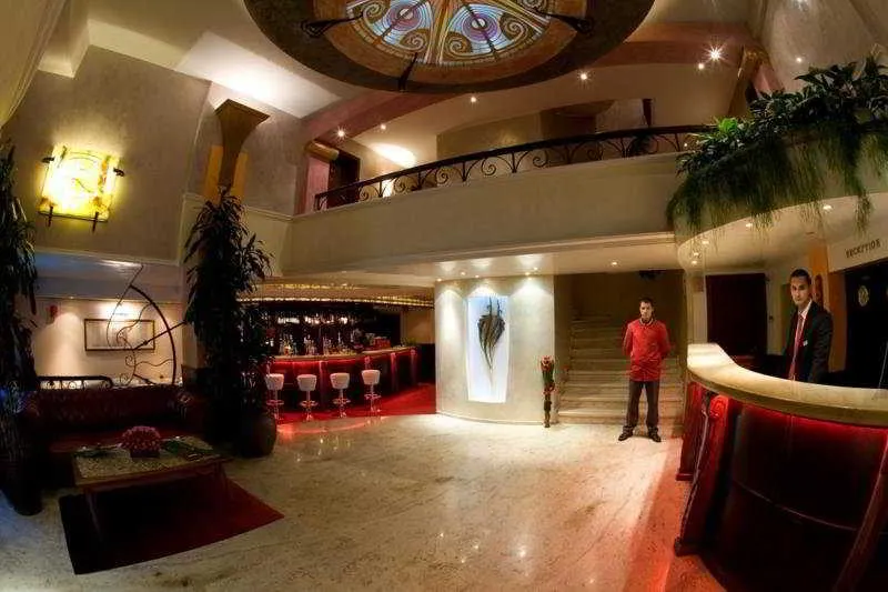 Lobby, Capitol, Varna