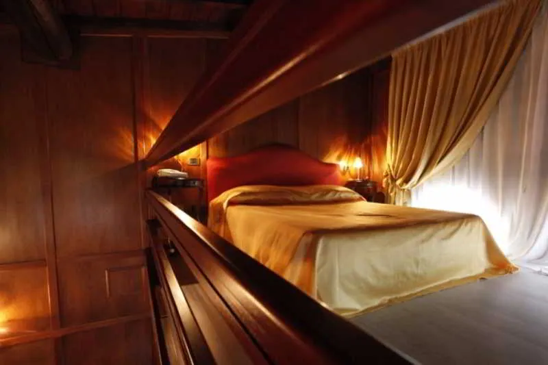 Room, Villa La Fornacina, Florence